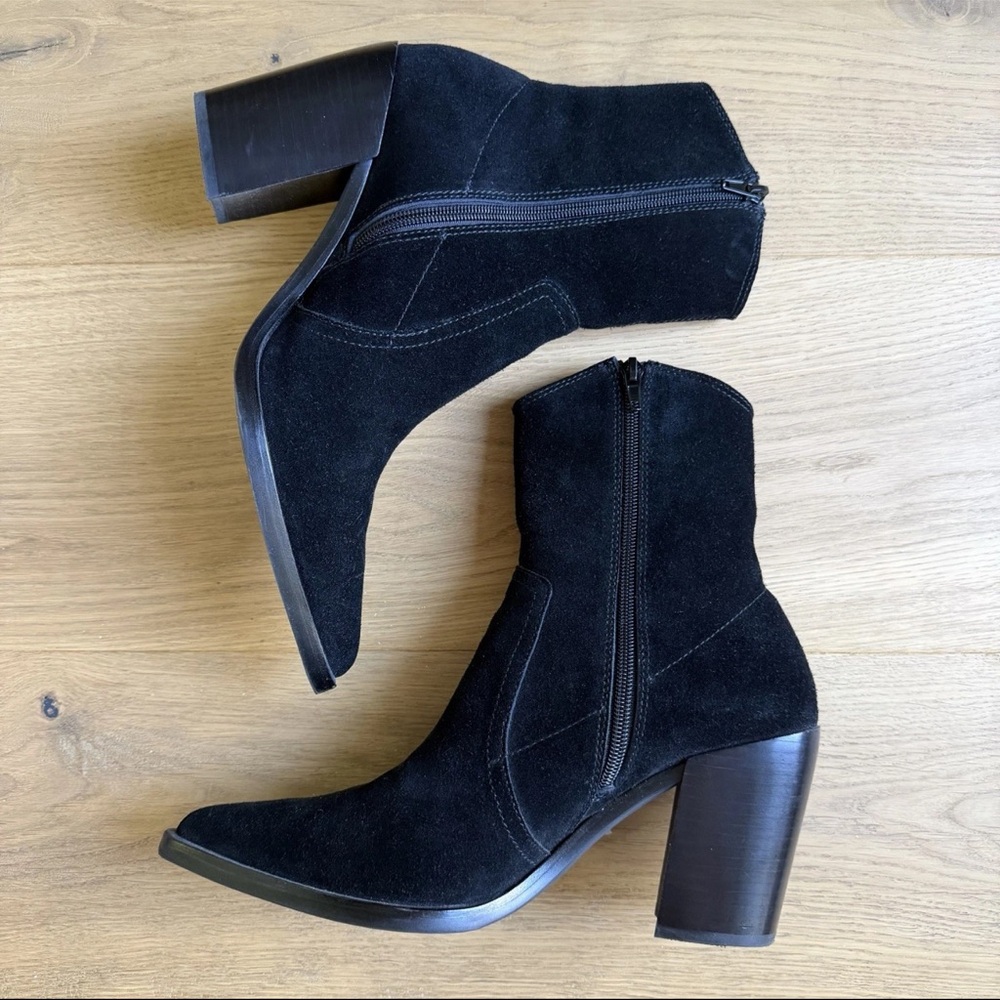 JEFFREY CAMPBELL Ankle Boots US 9 Jessine Ankle Boot in Black Suede Western